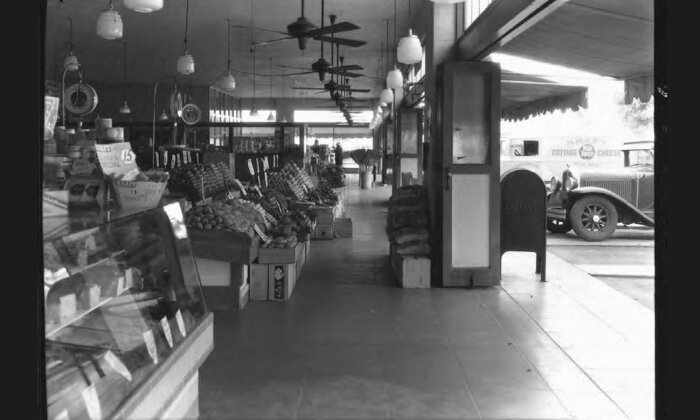 The Library Store  Shopping in Downtown Financial District, Los Angeles